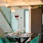 Elegant Loft With Hidden Garden Oasis - Portello * ミラノ