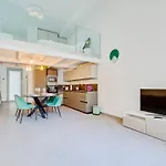 Elegant Loft With Hidden Garden Oasis - Portello アパート *