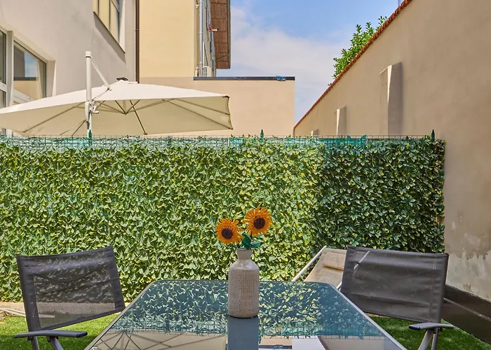 Elegant Loft With Hidden Garden Oasis - Portello Daire Milano